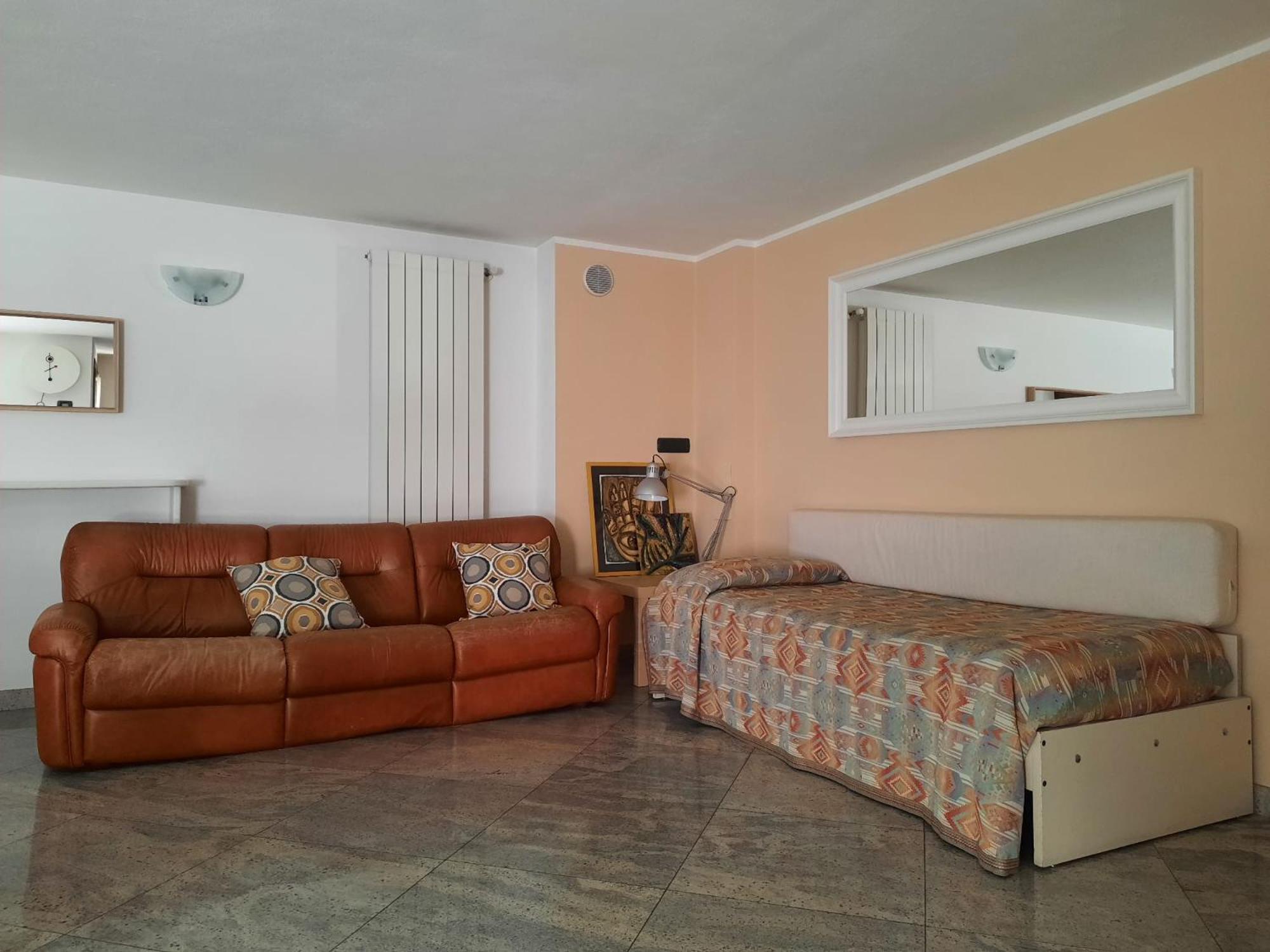 B&B Al Castel Пон-Сен-Мартин Екстериор снимка